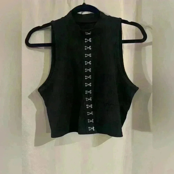 Women’s Black SHEIN Curve Crop Top - Picture 1 of 6
